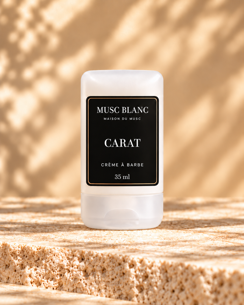 Crème à barbe CARAT 35 ml Musc Blanc — flacon blanc et étiquette noire